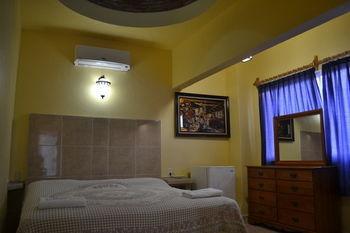 Cactus Inn Бусериас Экстерьер фото
